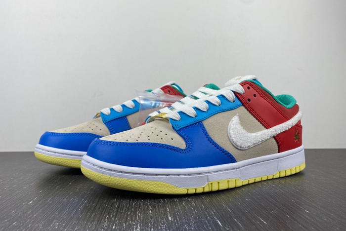 （NIKE）Dunk SB low  FD4203-111