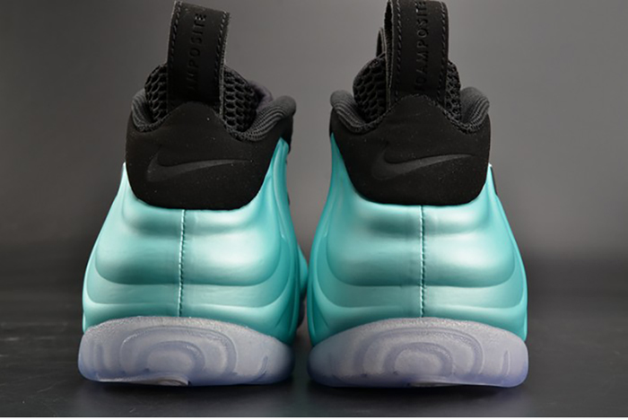 Nike Air Foamposite Pro 624041-303