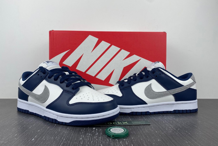 Nike Dunk Low “Midnight Navy” FD9749-400