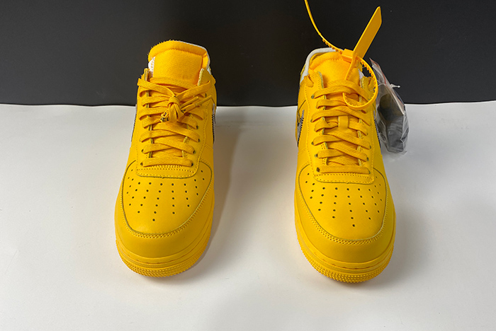 Off-White x Nike Air Force 1 “University Gold” DD1876-700