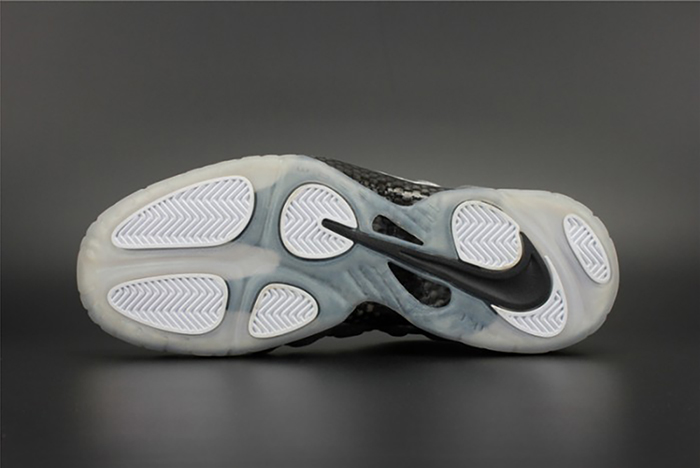 Nike Air Foamposite Pro PRM "Silver Surfer" metallic silver mens 616750-004