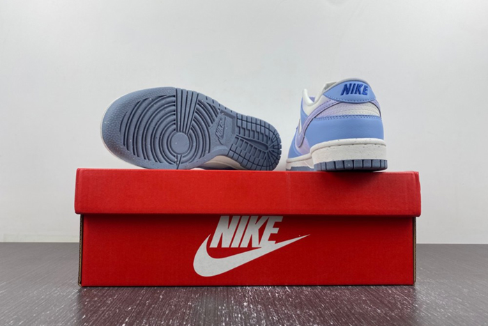 NIKE DUNK LOW  FN0323-400