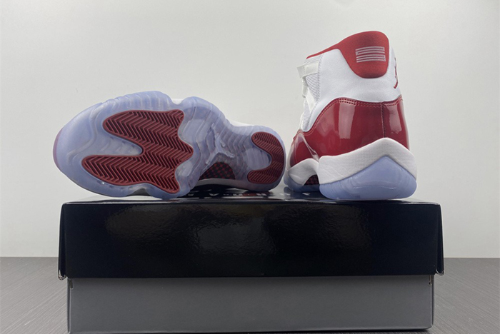 Air Jordan 11 「Cherry 》CT8012-116