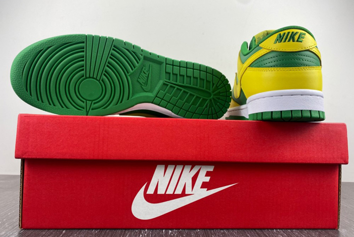 Nike Dunk Low “Reverse Brazil”  DV0833-300