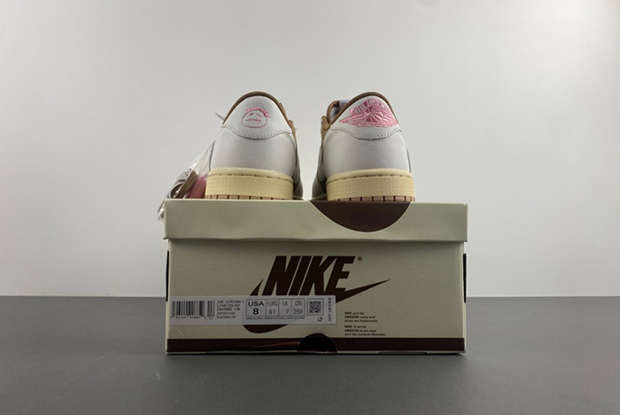 Travis Scott x Air Jordan 1 Low OG DM7866-106