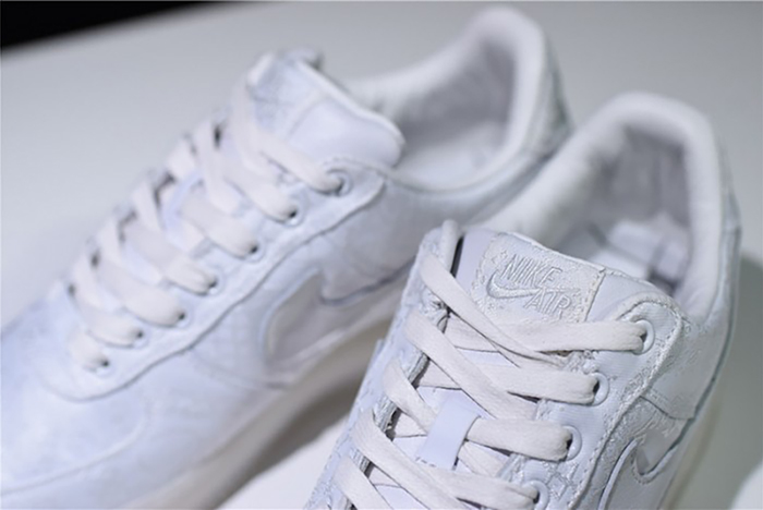 Air Force 1 Low CLOT 1WORLD (2018) - AO9286-100