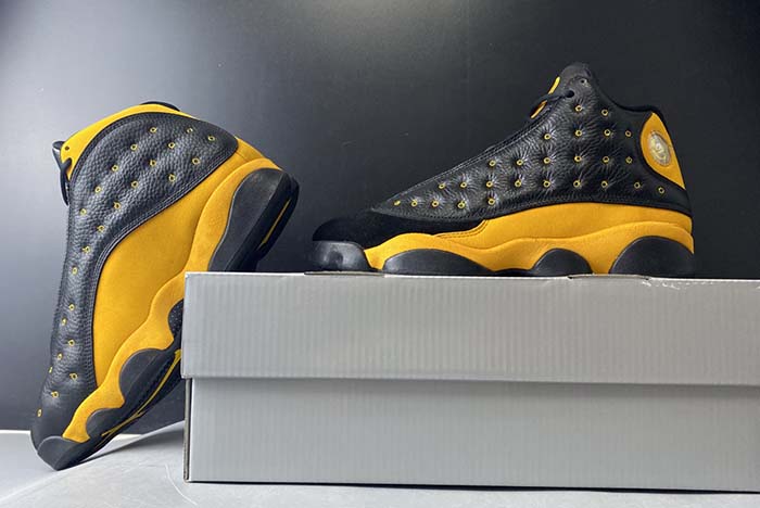 AIR JORDAN 13 RETRO HIGH YELLOW AR4390-035
