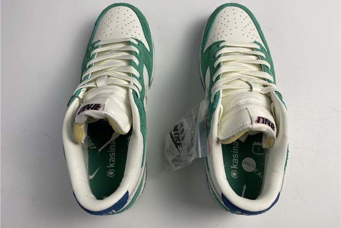 Kasina x Nike Dunk Low Road Sign Neptune Green CZ6501-101