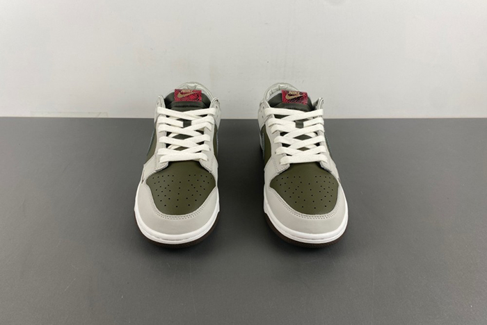 Nike Dunk Low “Year of the Snake” HV5980-231