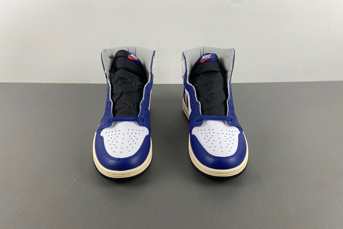 Air Jordan 1 Retro High OG DZ5485-401