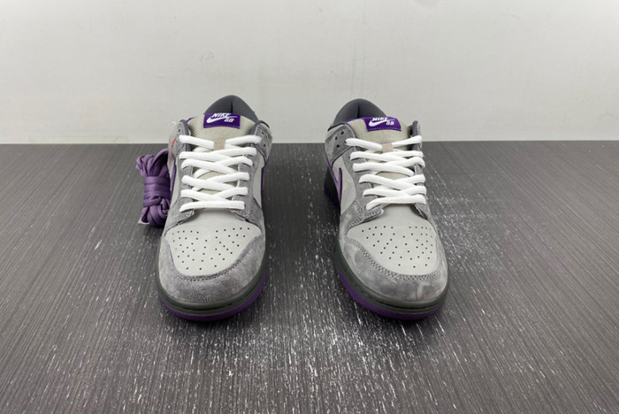 Dunk SB Low Purple Pigeon 304292-051