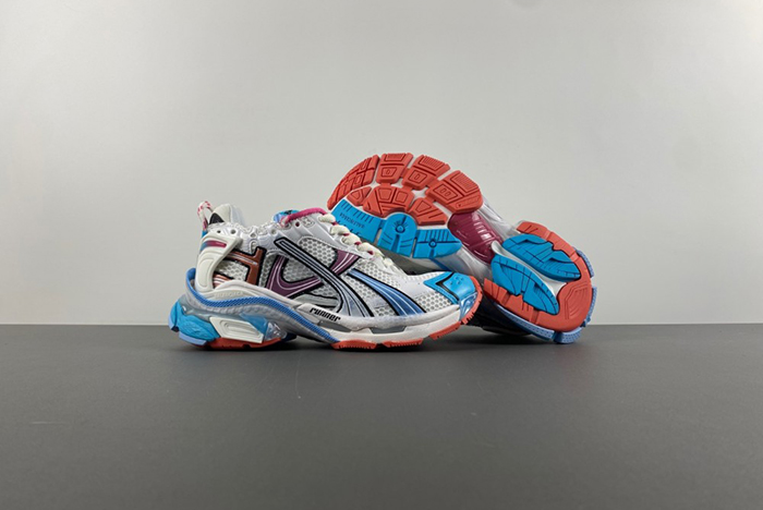 7.5Balenciaga/ 772774-W3RBW-2325