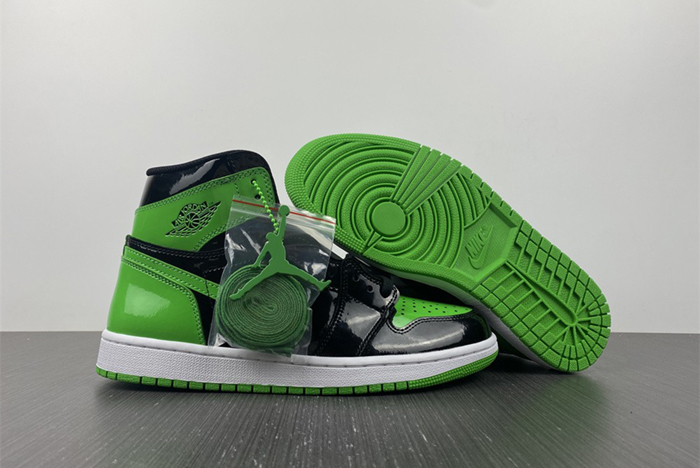 Air Jordan 1 Retr o OG 555088-030