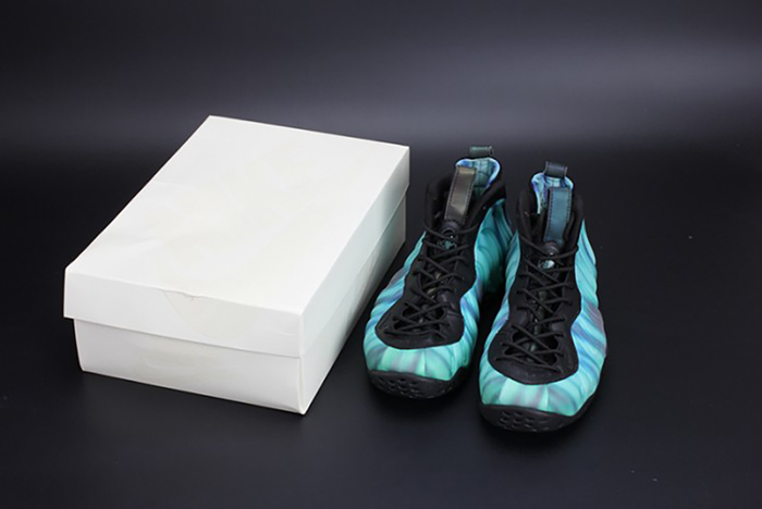 Nike Air Foamposite One "Northern Lights" Black/Green mens 840559-001