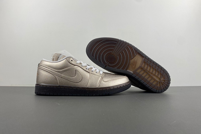 Air Jordan 1 Low  HQ3529-099