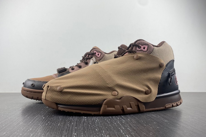 Travis Scott x Nike Air Trainer 1 DR7515-200