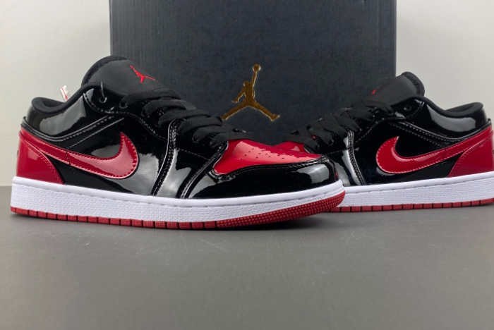 Air Jordan 1 Low 553558-063
