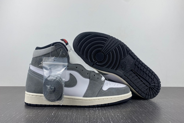 Air Jordan 1 High OG “Washed Black”  DZ5485-051