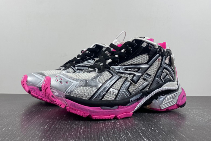 7.0 BALENCIAGA -Runner 677402 W3RBW 9155.47