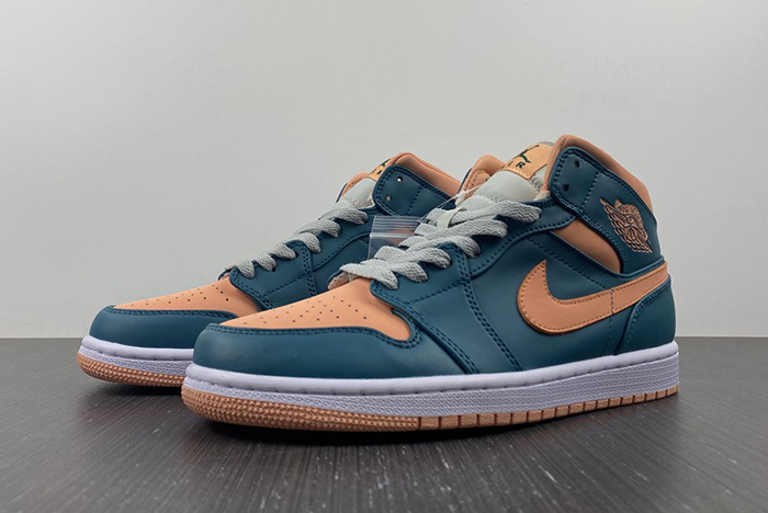 Air Jordan 1 Mid  BQ6472-308