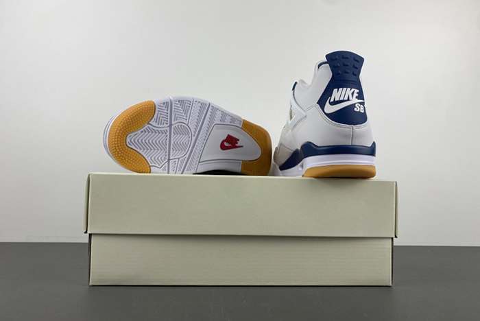 Nike SB x Air Jordan 4 “Navy” 2025 DR5415-100