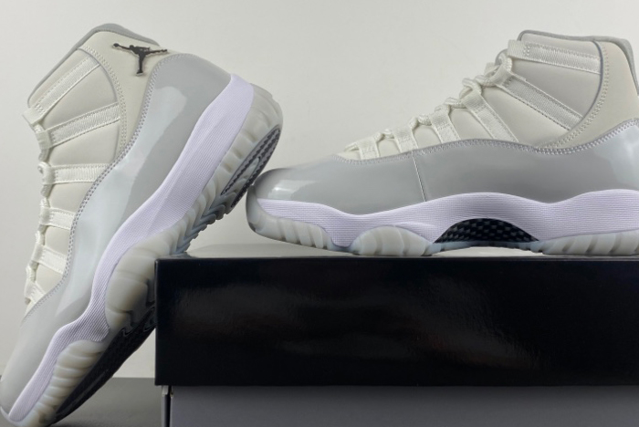 Air Jordan 11 AR0715-110