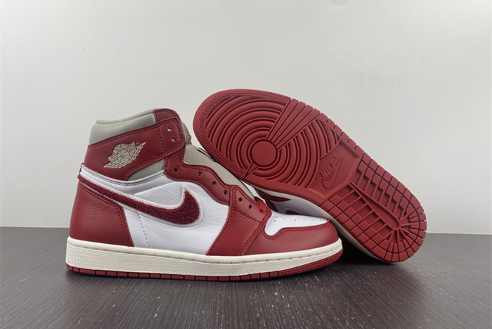 Air Jordan 1 High OG WMNS “Newstalgia”  DJ4891-061