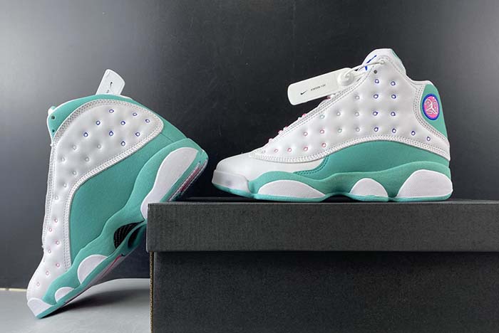 Air Jordan 13 GS “Aurora Green” 439358-100