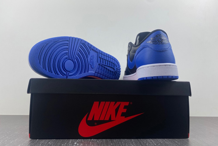 Air Jordan 1 Retro Low OG “Royal"  705329-004
