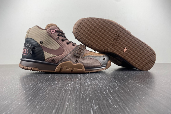 Travis Scott x Nike Air Trainer 1 DR7515-200