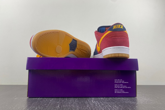 Nike SB Dunk Low “Barcelona”  DJ0606-400