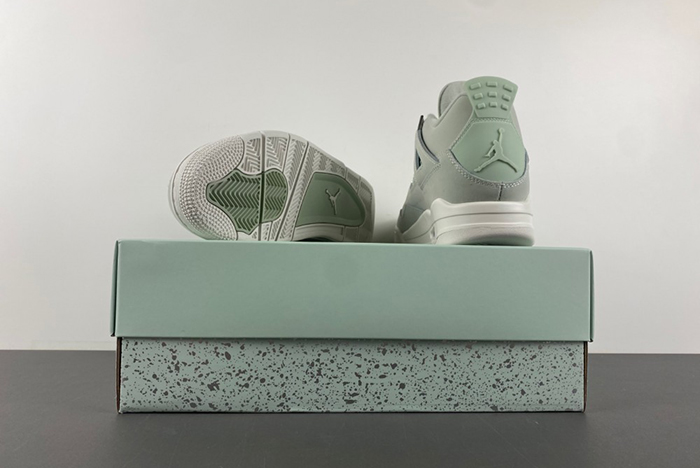 Air Jordan 4 “Seafoam” HV0823-003