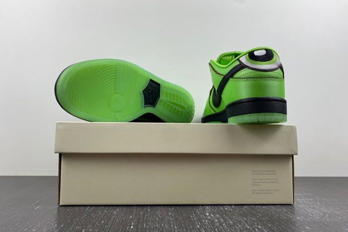 The Powerpuff Girls x Nike SB Dunk Low FZ8319-300