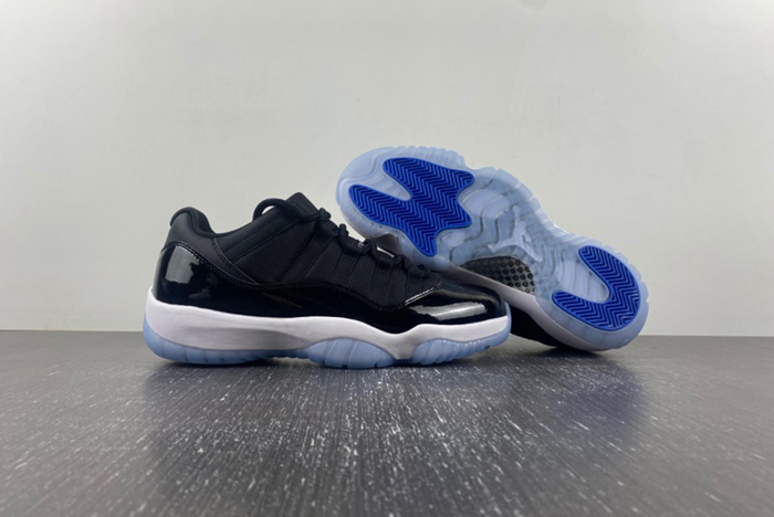 Air Jordan 11 “Space Jam  FV5104-004