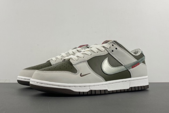 Nike Dunk Low “Year of the Snake” HV5980-231