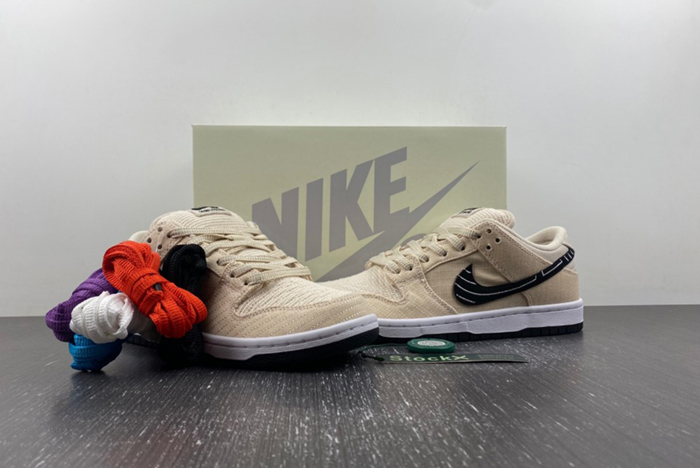 Albino & Preto x Nike Dunk SB Low  FD2627-200