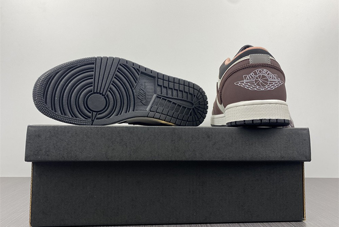 Air Jordan 1 Low “Mocha Brown”  DC6991-200