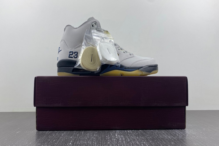 Maniere x Air Jordan 5 “Diffused Blue FZ5758-004