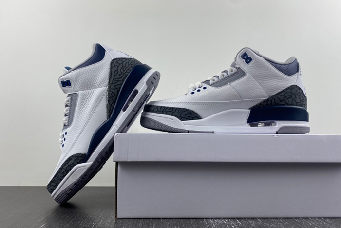 Air Jordan 3 “Midnight Navy”  CT8532-140