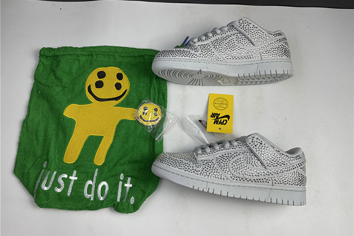 Nike Dunk Low x Cactus Plant Flea Market