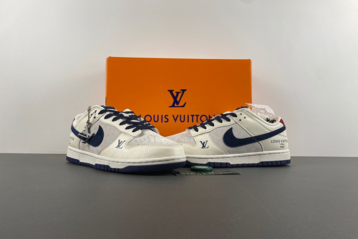 SB Dunk Low  FC1688-134