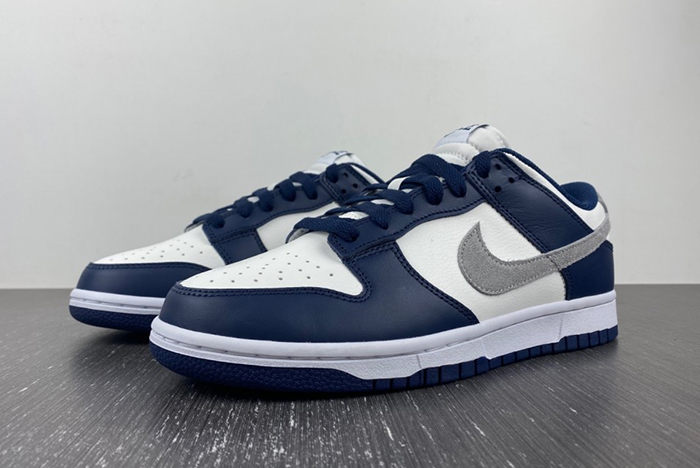 Nike Dunk Low “Midnight Navy”   FD9749-400