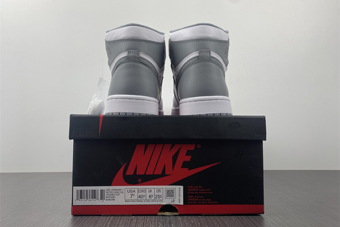 Air Jordan 1 High OG ‘Stealth  555088-037