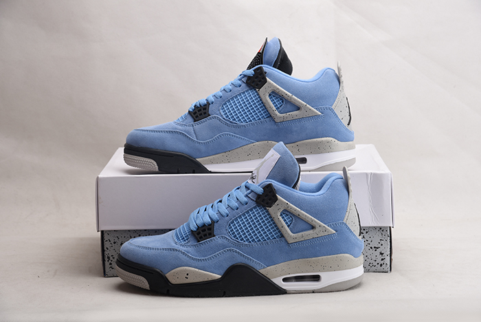 AIR JORDAN 4 RETRO UNIVERSITY BLUE CT8537 400
