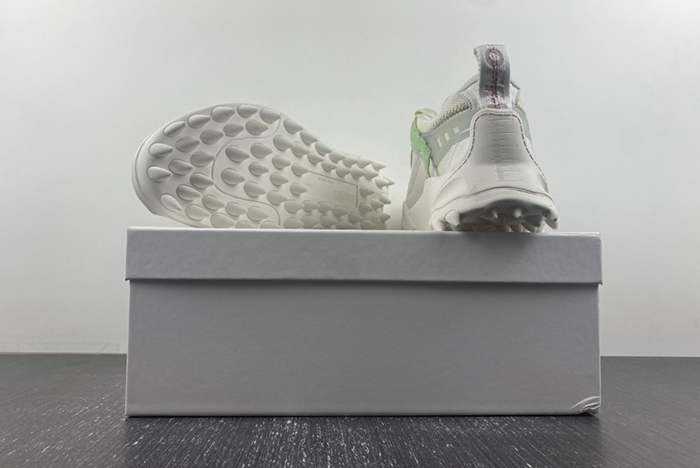 Off-White c/o Virgil