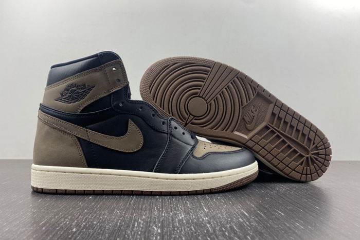 Air Jordan 1 High OG “Palomino” Travis Scott  DZ5485-020