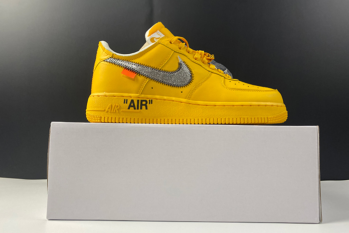 Off-White x Nike Air Force 1 “University Gold” DD1876-700