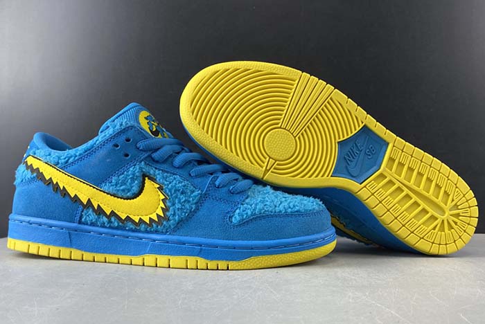 Grateful Dead x Nike SB Dunk Low Blue CJ5378-400
