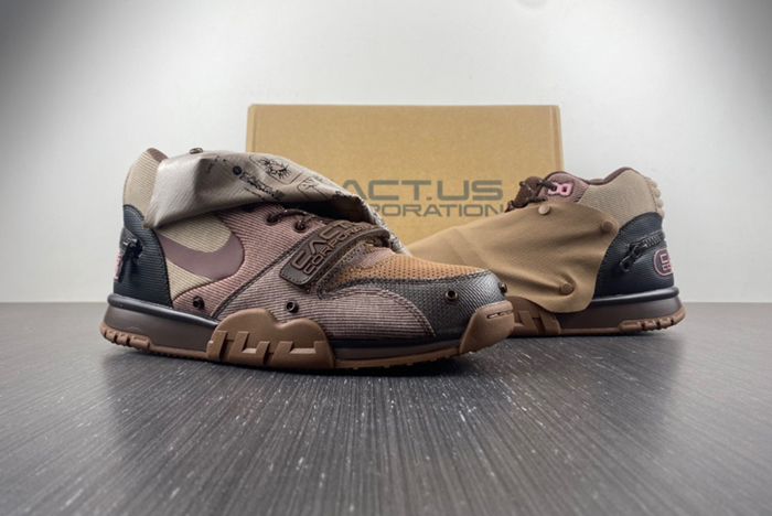 Travis Scott x Nike Air Trainer 1 DR7515-200