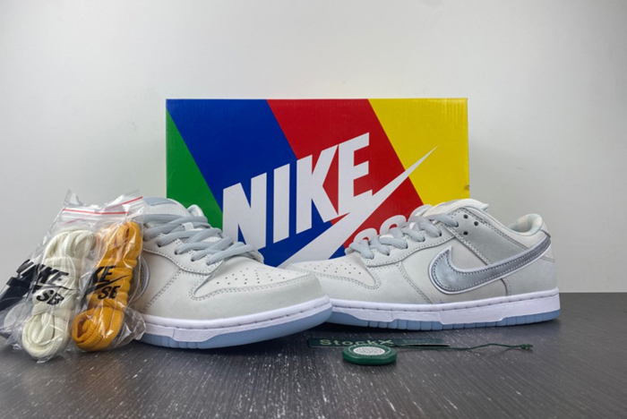 Concepts x Nike SB Dunk Low “White Lobster”  FD8776-100